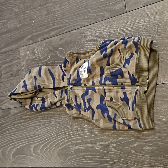 Carters camouflage vest 6 months - Picture 1 of 4